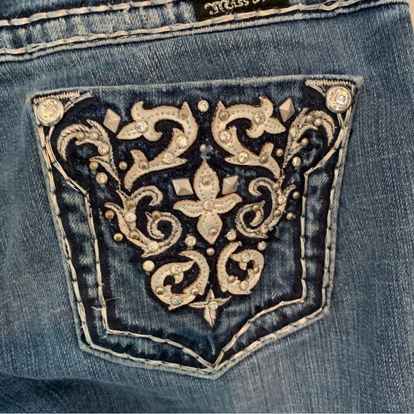 Miss Me Bootcut Jeans - Picture 4 of 14